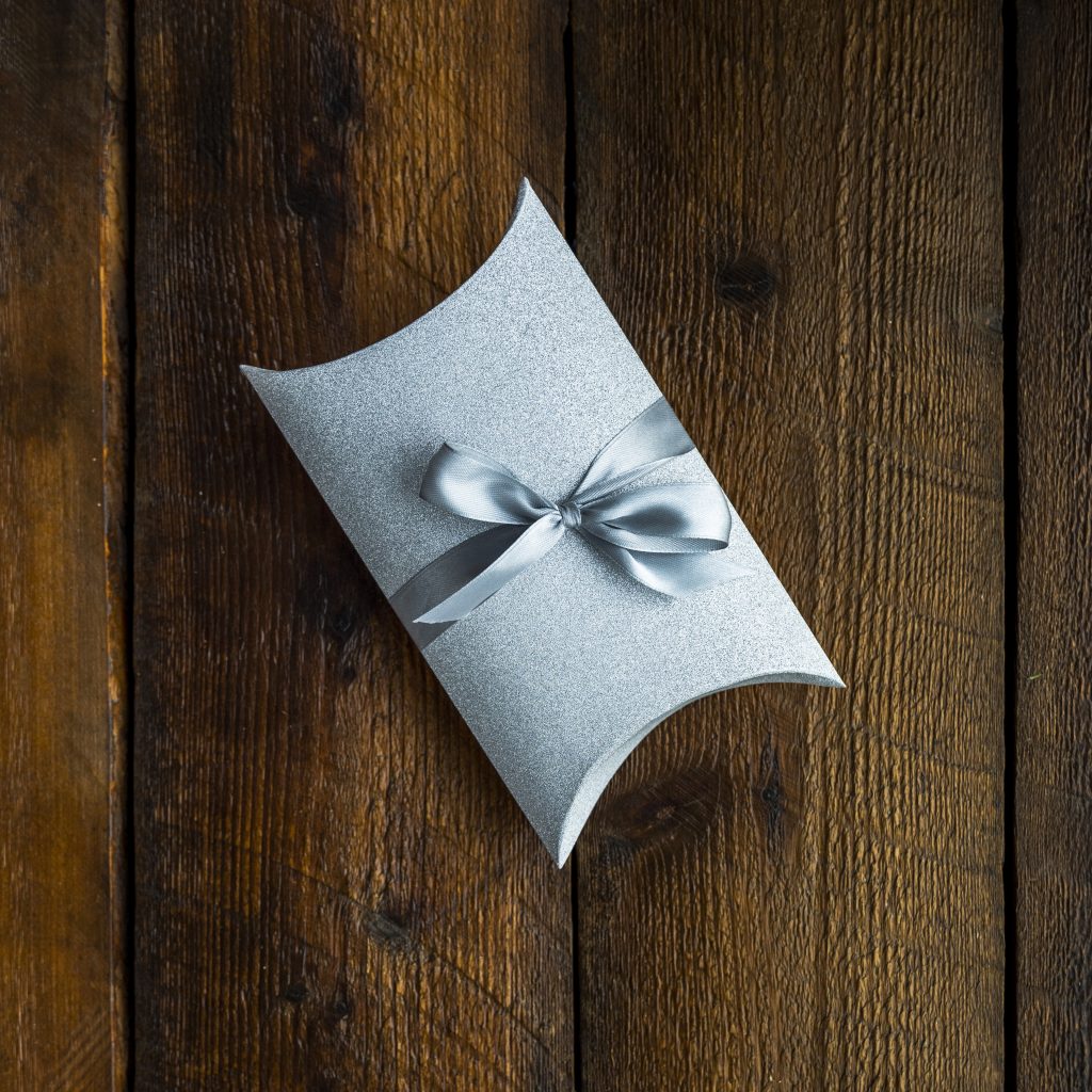 pillow box packaging